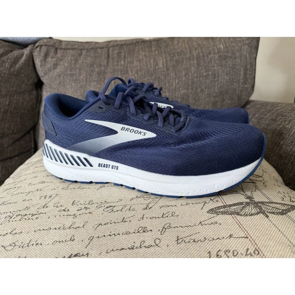 Brooks beast gts